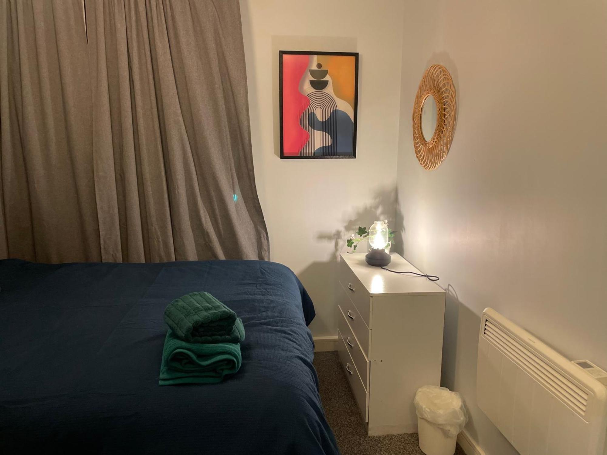 Stylish Retreat - Sleeps 6 Terrace-2bedroom-petsok *
